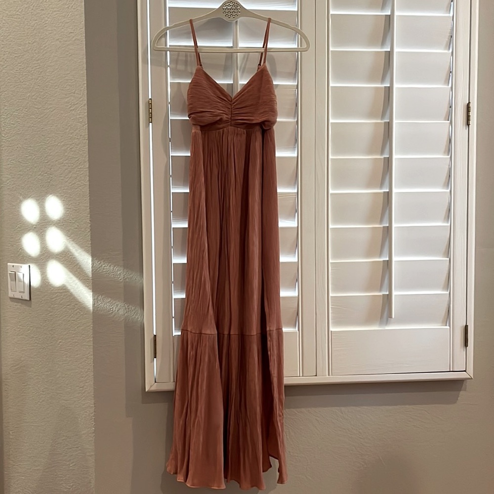 A&F Crinkle Maxi Dress with Slit XS